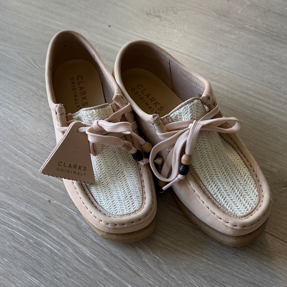 Clarks Wallabees